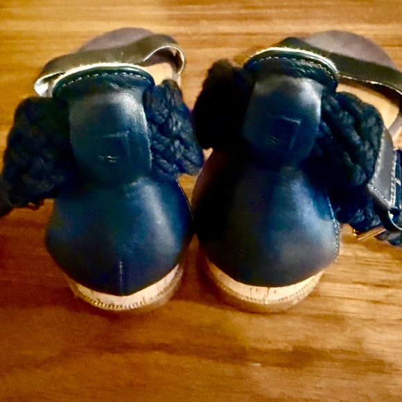 NWOT Sperry sandals - Picture 3 of 5